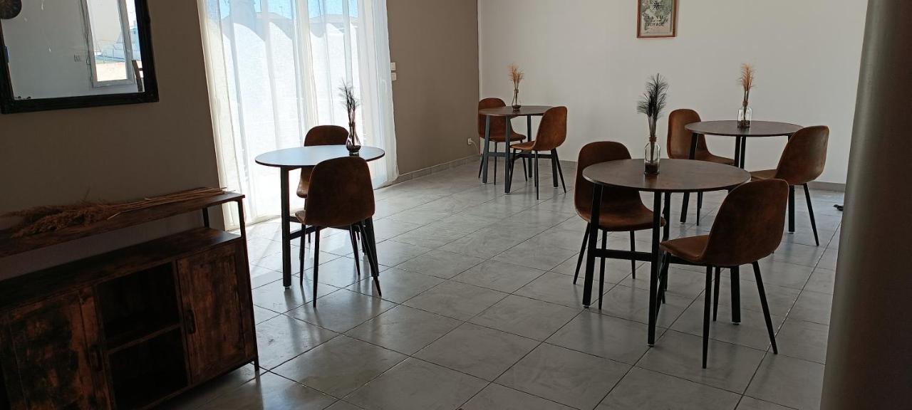 Villa Semaphore Salin de Giraud Bagian luar foto